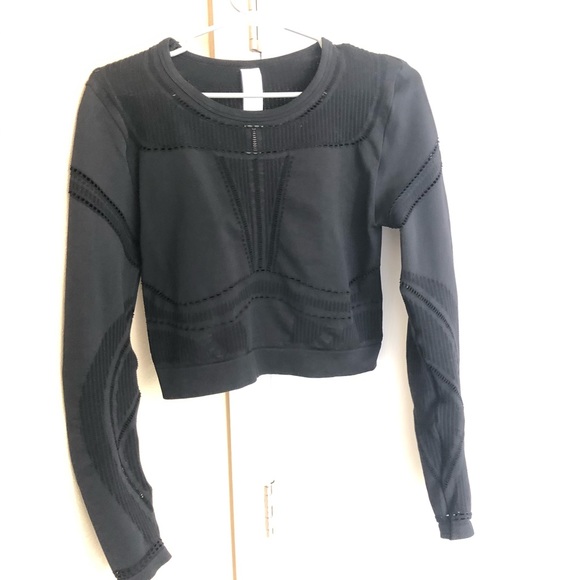 Fabletics Mesh Long Sleeve Top Women’s L - Picture 3 of 12